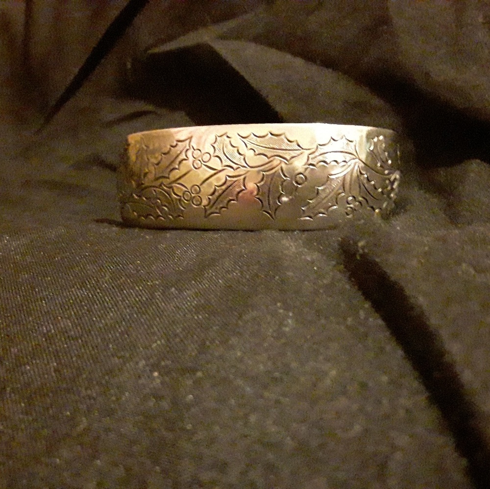 Kirk shied Pewter bracelet